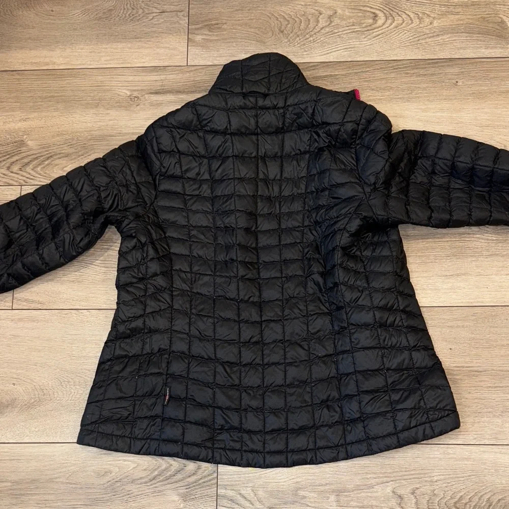 The North Face Hyvent 2 Layer Ski Jacket - Picture 6 of 7